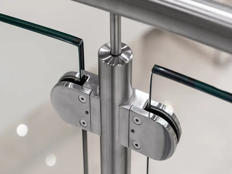 5-Common-Mistakes-When-Buying-Tempered-Glass-Fittings